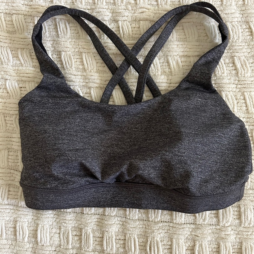 Lululemon sports bra